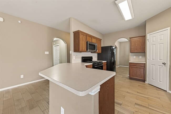 Building Photo - 926 Dracena Ct