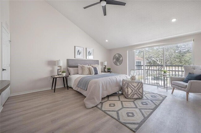 Building Photo - 9417 Citrus Glen Pl