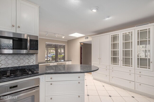 Building Photo - 8513 N 84th St