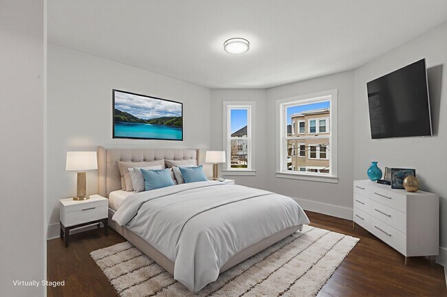 Building Photo - 18 Ronan St