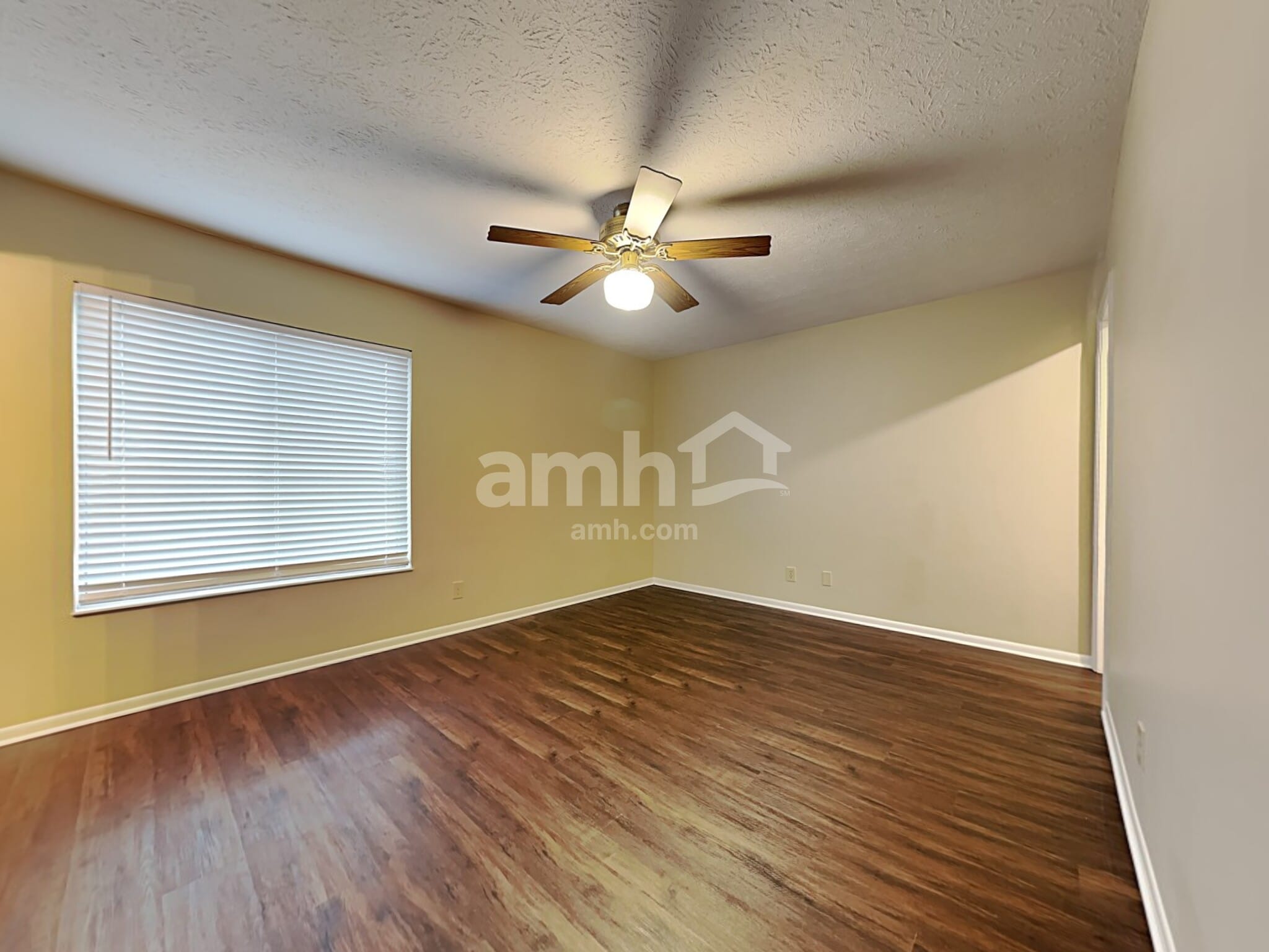 Building Photo - 6785 Upland Ct