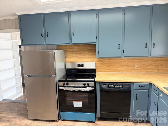 Building Photo - 5226 Indian Trail Fairview Rd