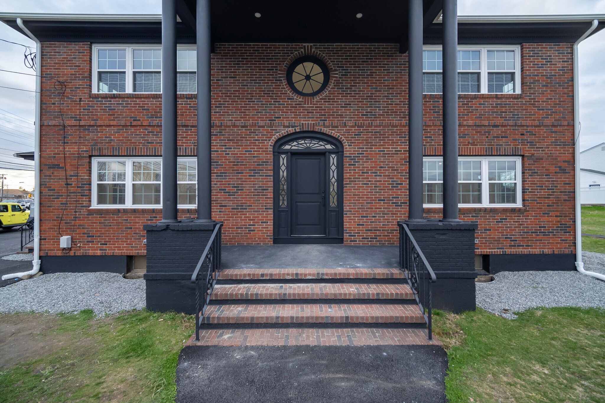 Building Photo - 10 Wampanoag Trl