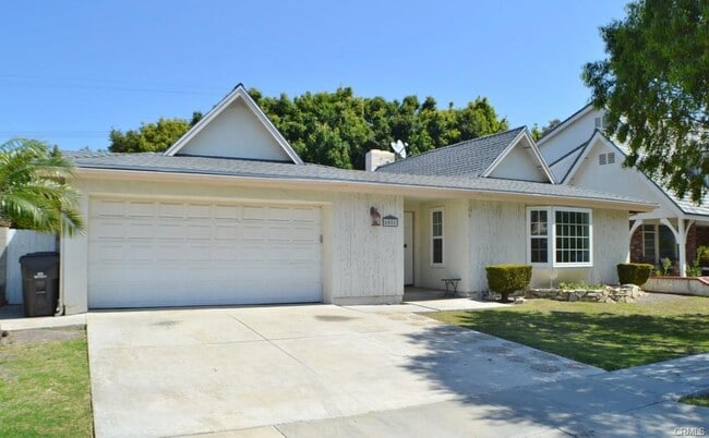 Building Photo - 6051 Softwind Dr