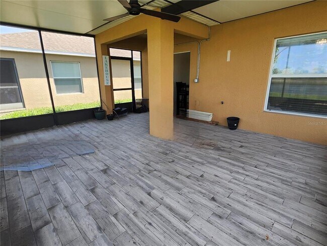 Building Photo - 949 Seminole Sky Dr