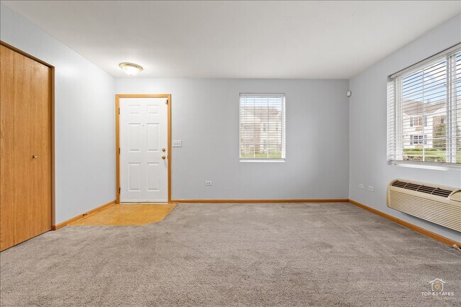 Building Photo - 1515 Silverstone Dr