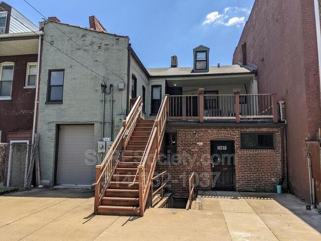Building Photo - 7615 S Broadway St