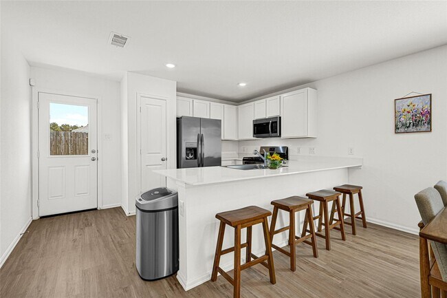 Building Photo - 13765 Kit Run