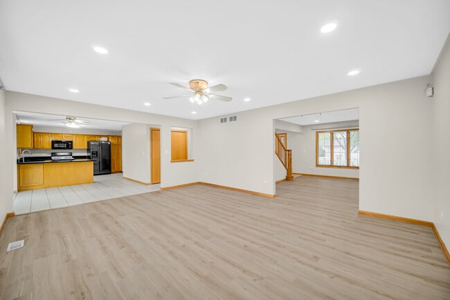 Building Photo - 9012 Witham Ln