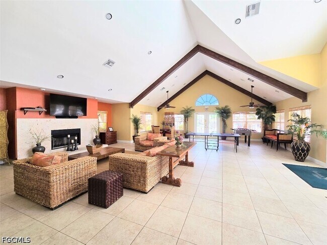 Building Photo - 12630 Equestrian Cir