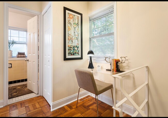 Building Photo - 645 Vfw Pky