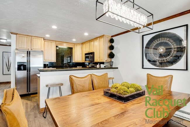 Building Photo - AVAILABLE for an Annual Lease @ $5,000/mo ...