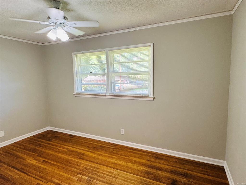 Building Photo - 664 Joryne Dr