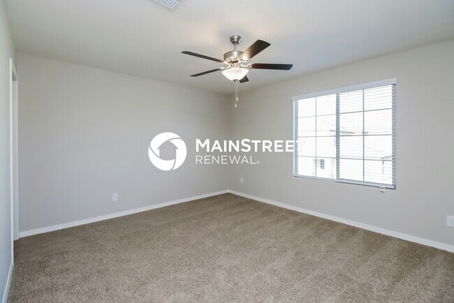 Building Photo - 4 Bedroom Pet-Friendly Home in Phoenix, AZ...