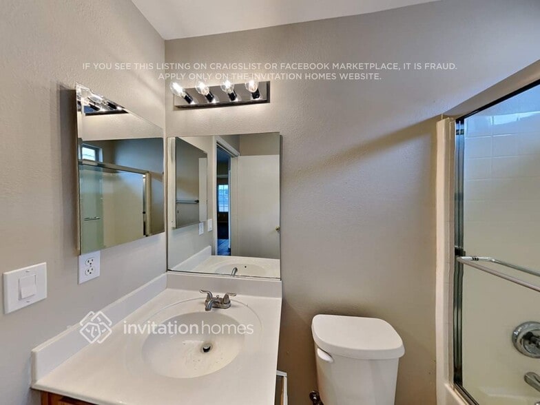 Building Photo - 1217 Orchard Valley Dr