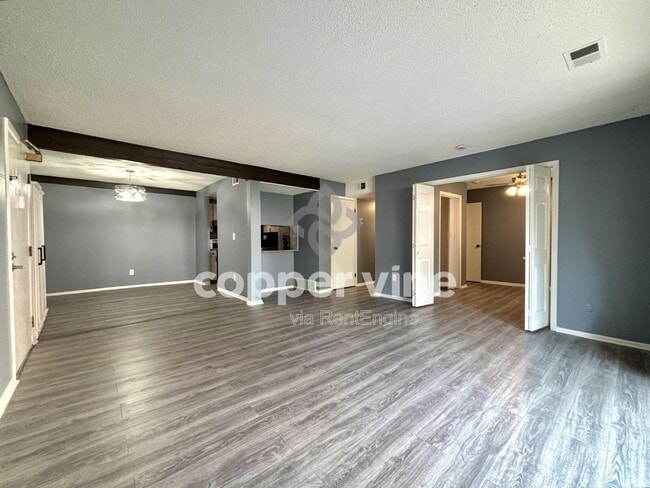 Building Photo - 12168 N Melody Dr