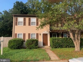 Building Photo - 5242 Magnolia Pl