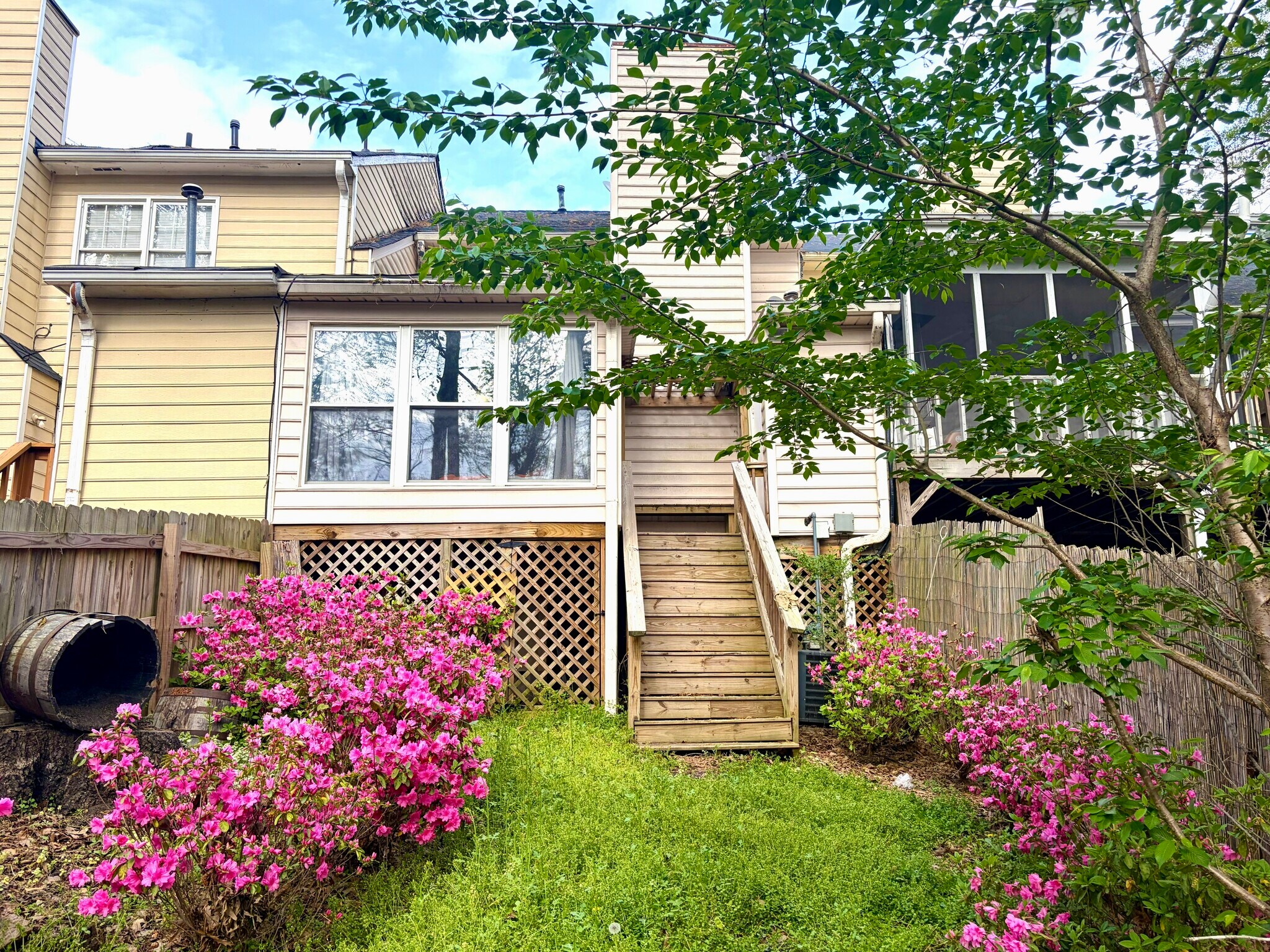 Backyard 3 - 1330 Poplar Pointe SE