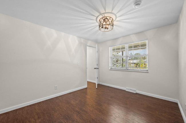 Building Photo - 2219 27th Ave