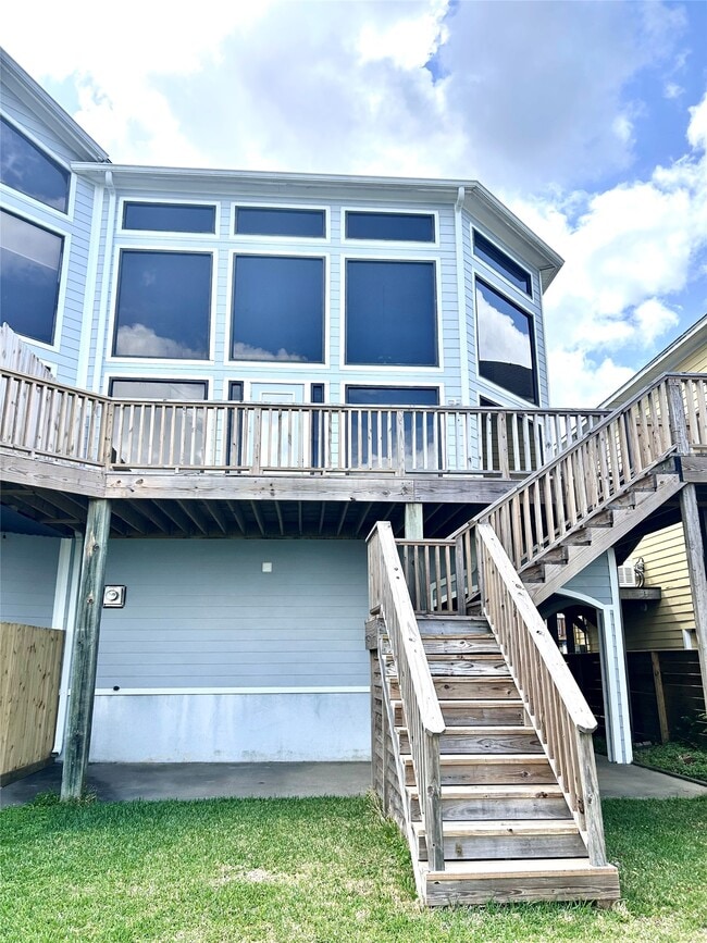 Building Photo - 807 Kipp Ave