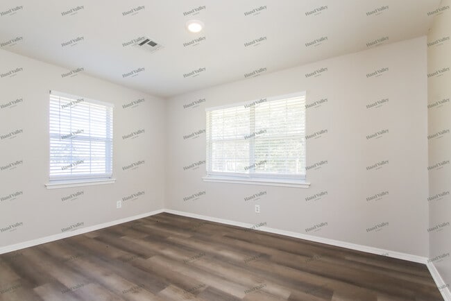 Building Photo - 9935 E Spotted Horse Dr