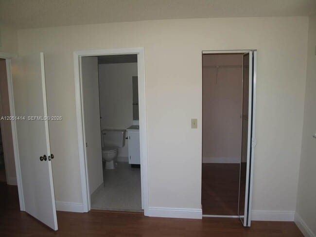 Building Photo - 9632 S Belfort Cir