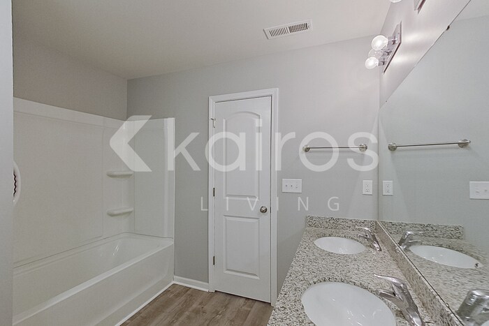 Building Photo - 1180 Amberlight Circle