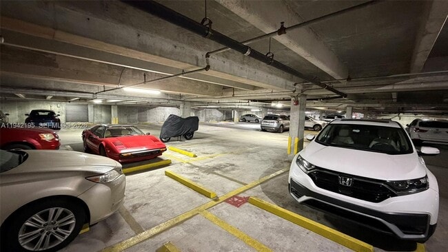 Building Photo - 3800 Galt Ocean Dr