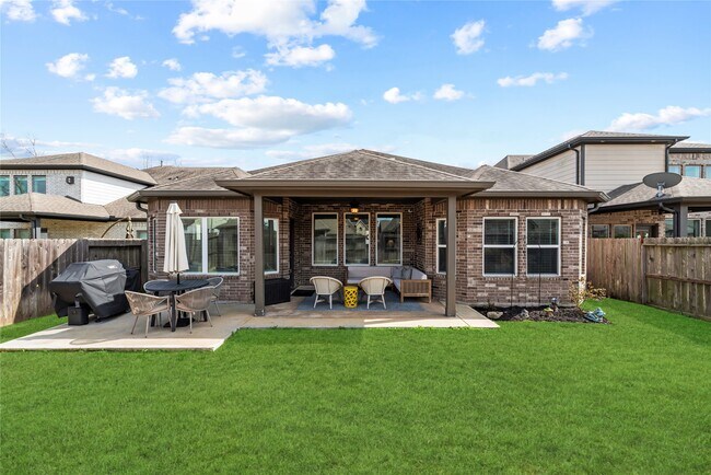 Building Photo - 9019 Stanley Oak Dr