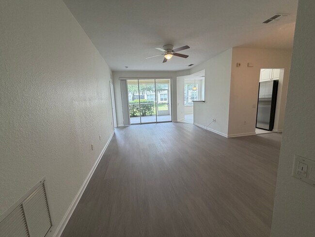 Building Photo - 5345 Maxon Terrace