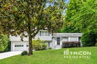 Building Photo - 5381 Willow Point Pkwy