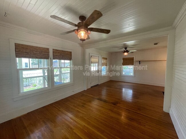 Building Photo - 2318 N 17th Ave