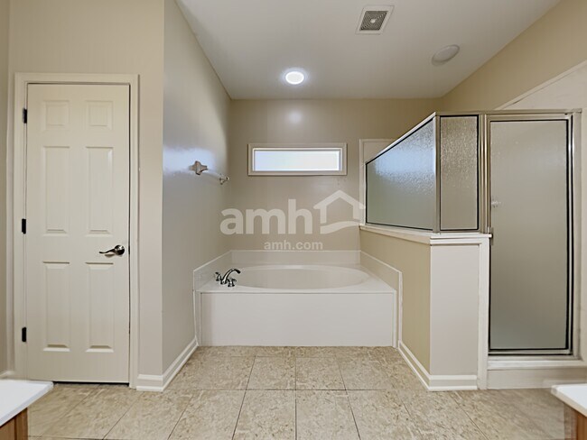 Building Photo - 7450 Shadow Run Lane