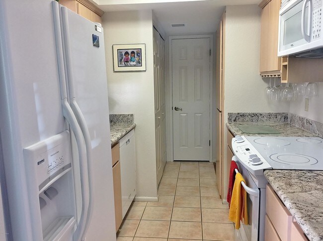 Building Photo - 4813 N 73rd St