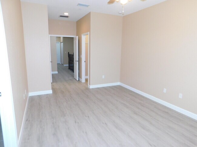 Building Photo - 9626 SW Purple Martin Way