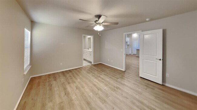 Building Photo - 9020 NW 127th St