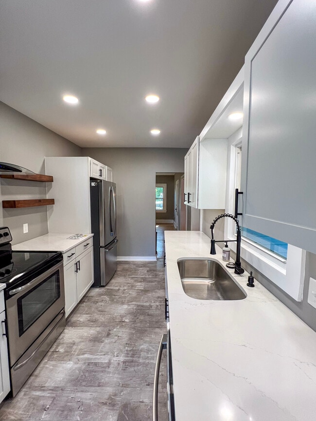 Kitchen - 236 Arden St