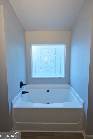 Building Photo - 960 Franklin Mill Trace