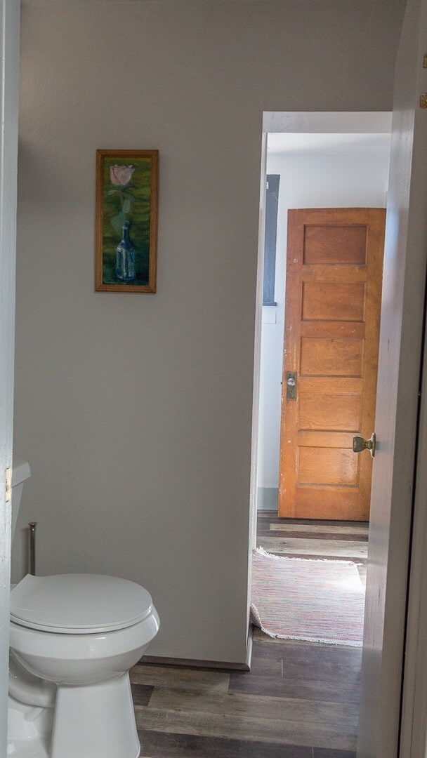 Building Photo - 137 W Tomichi Ave