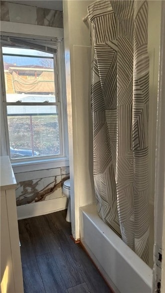 Building Photo - 433 Justus Ave