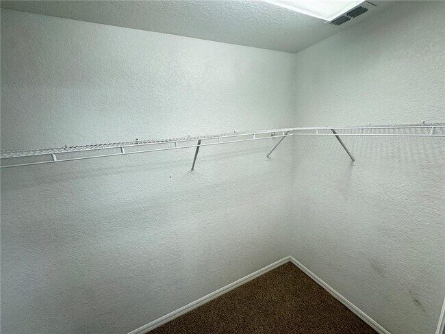 Building Photo - 4876 Summerfield Cir