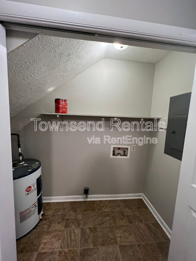 Building Photo - 1190 Wrenwood Ct