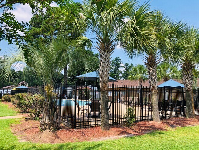 Building Photo - 1001 Spring Valley Dr
