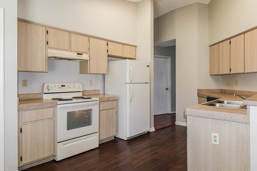 Building Photo - 11479 Cavern Rd