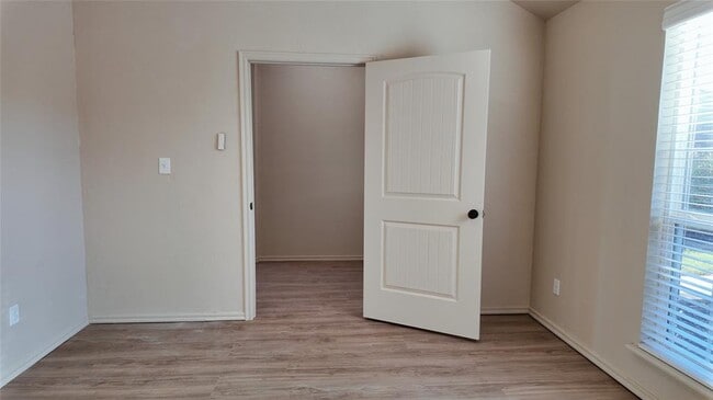 Building Photo - 3209 Grant Rd