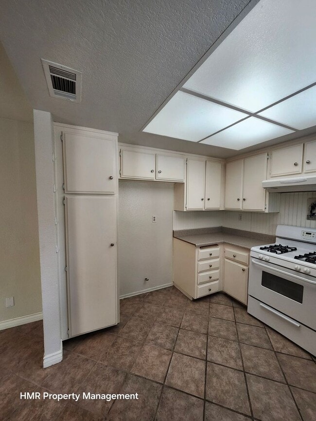 Building Photo - Great Place to Live in Rancho Cucamonga