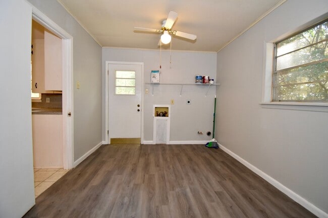 Building Photo - 3 Bedroom 2 Bath Home in Ruston