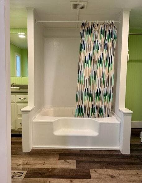 Building Photo - 1927 Sika Deer Dr