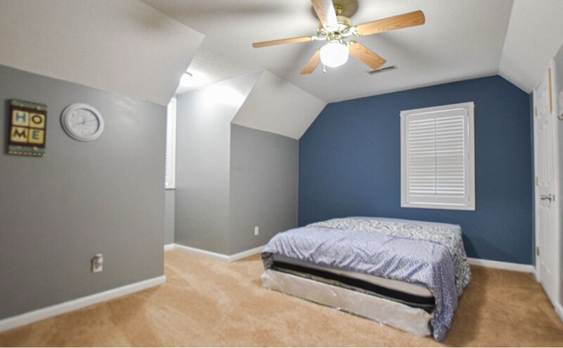 Building Photo - 2021 Windmeade Dr