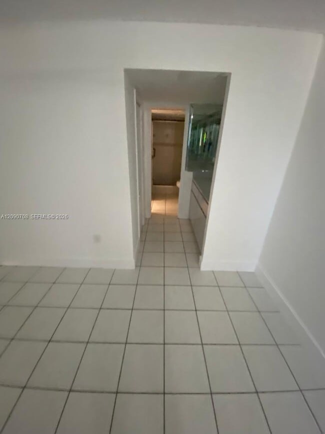 Building Photo - 401 Ocean Dr